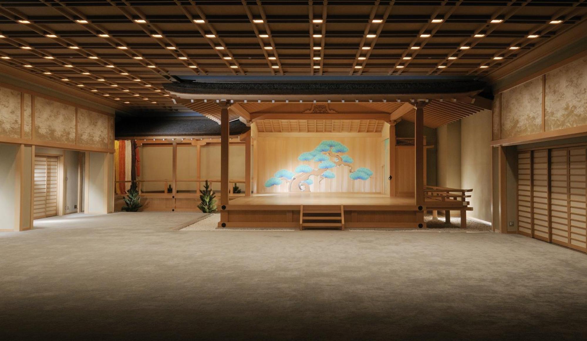 Suimeikan Gero Kültér fotó A stage of the National Bunraku Theatre